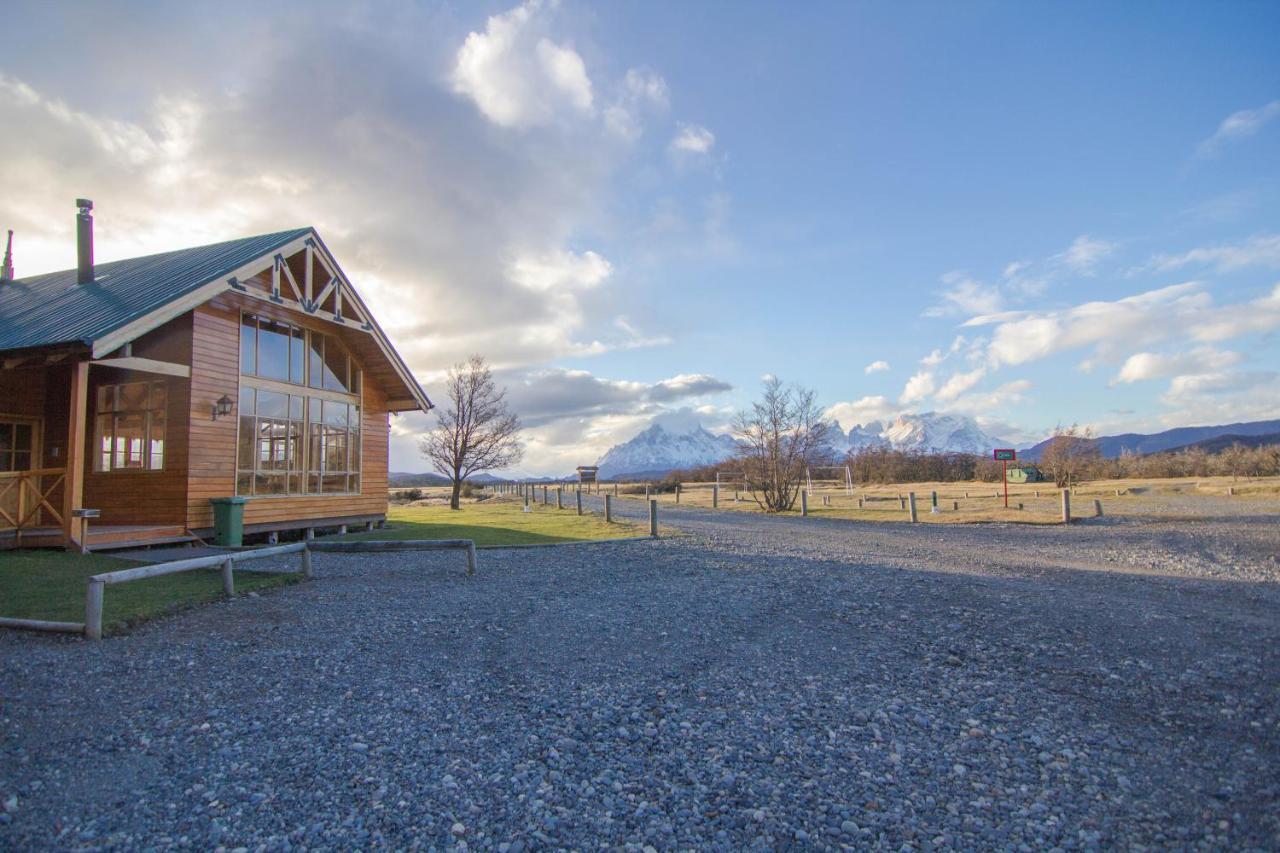 Glamping Rio Serrano - Caja Los Andes Torres del Paine National Park Exterior photo